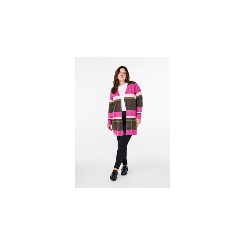CA61176C-0984_ModelFullBody.jpg