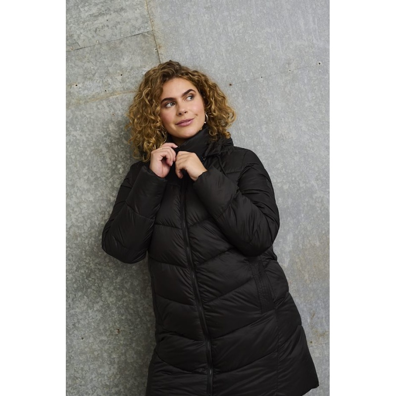 black-deep-kcsusanna-coat (4).jpg