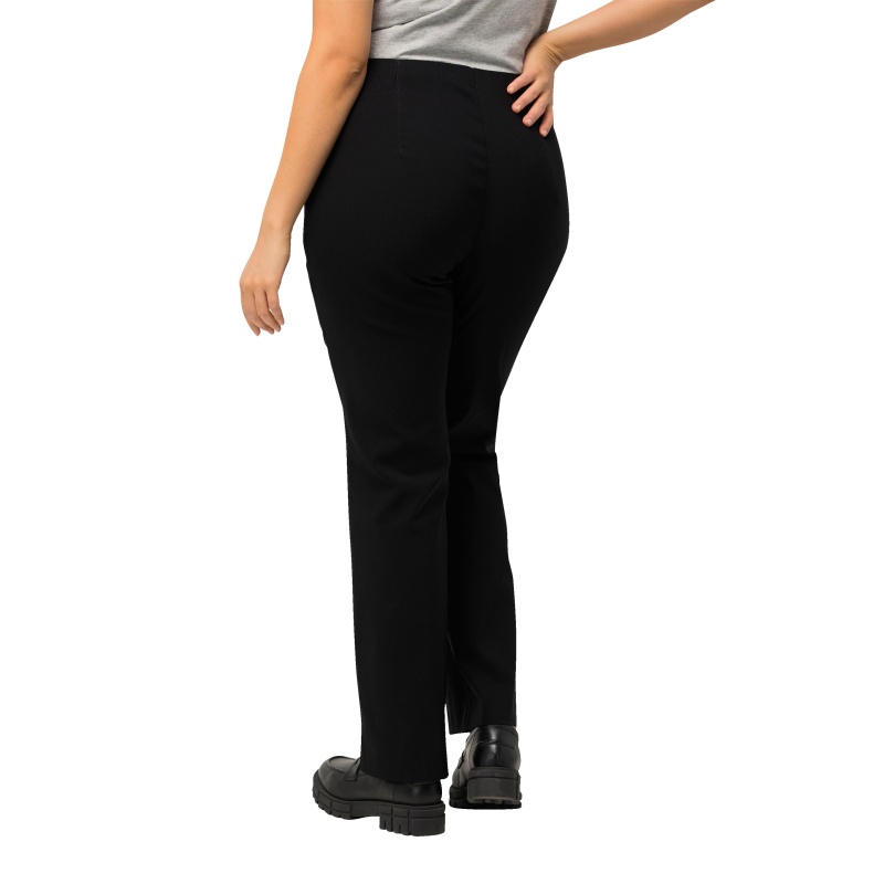 615444100_model_w_02.jpg