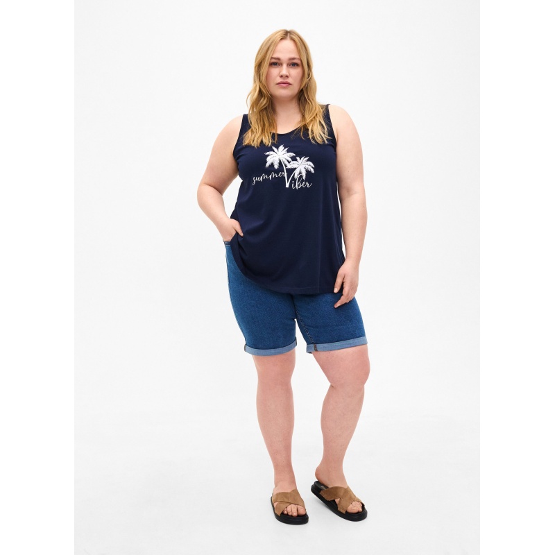 V50098H-1494_ModelFullBody.jpg